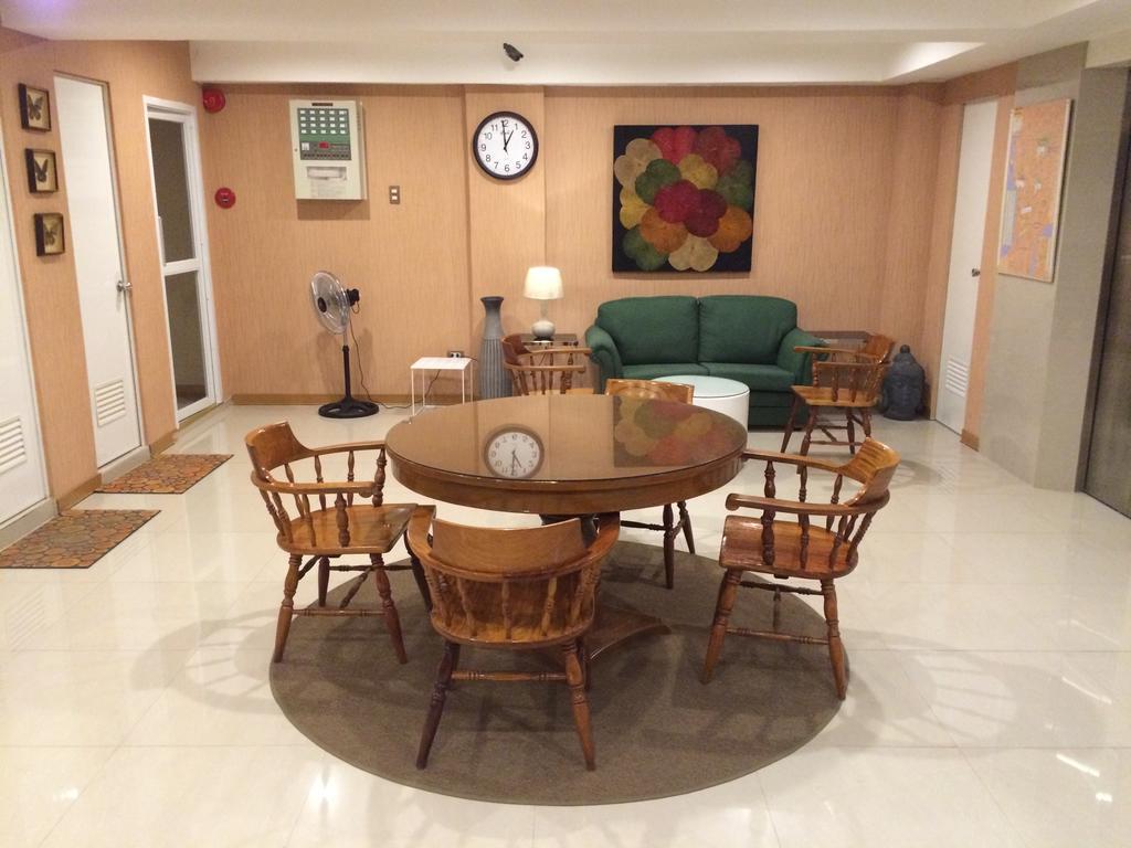 Stone House Hotel Пасай Екстериор снимка